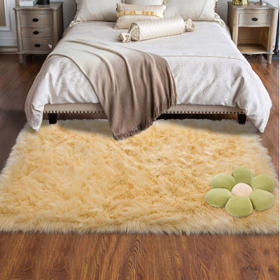 Jeremial Faux Sheepskin Indoor Rug