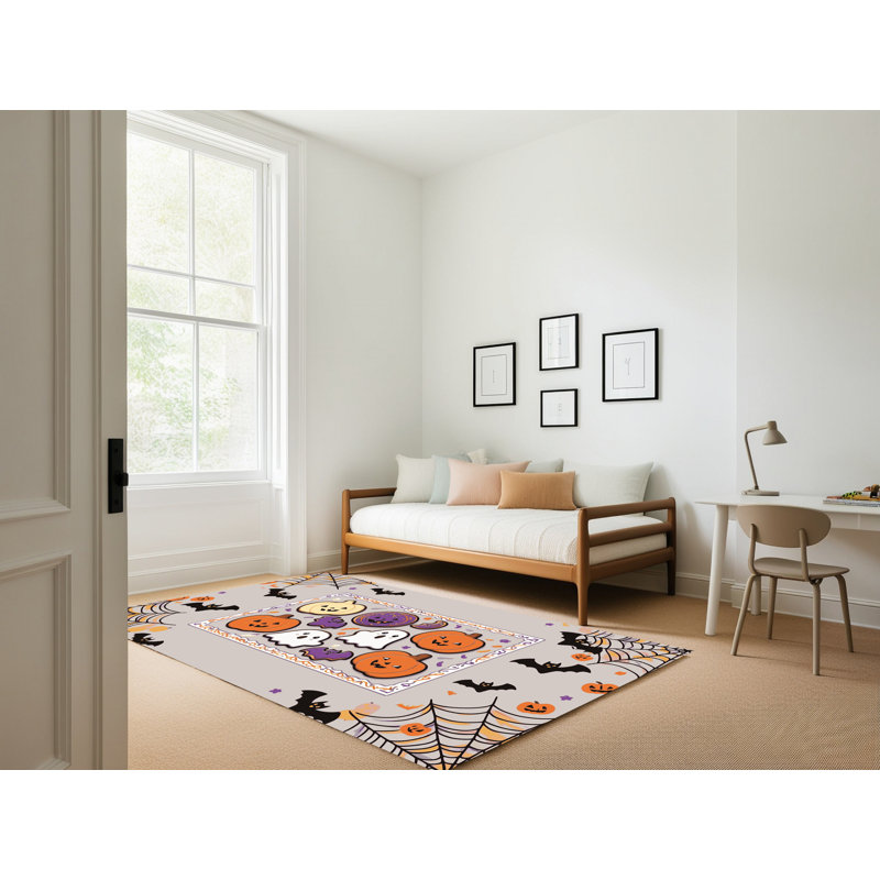 Tapis de vacances d'Halloween The Holiday Aisle®, Rectangle de 5 pi x 8 pi