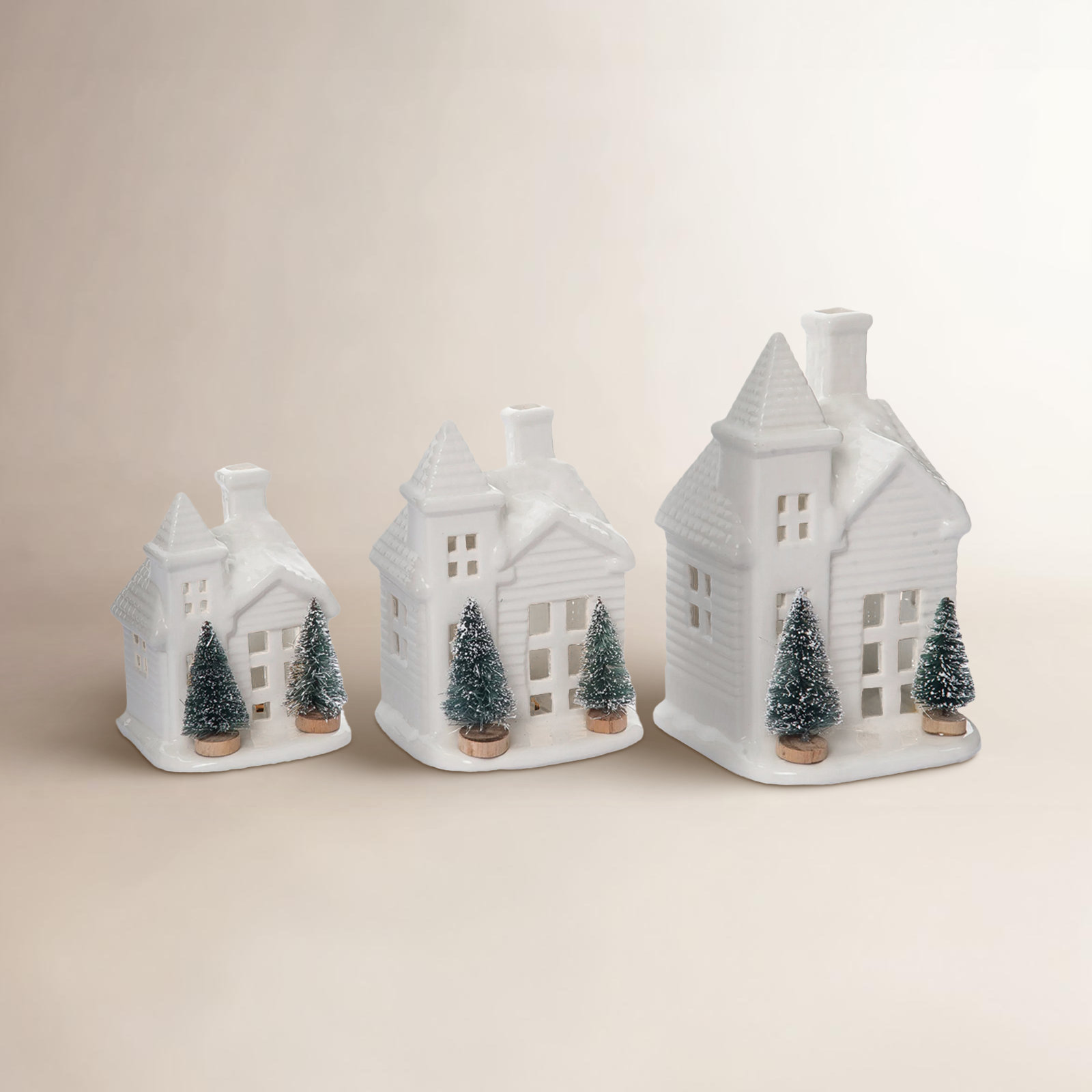 Christmas Scenic & Cityscapes Decorative Accent
