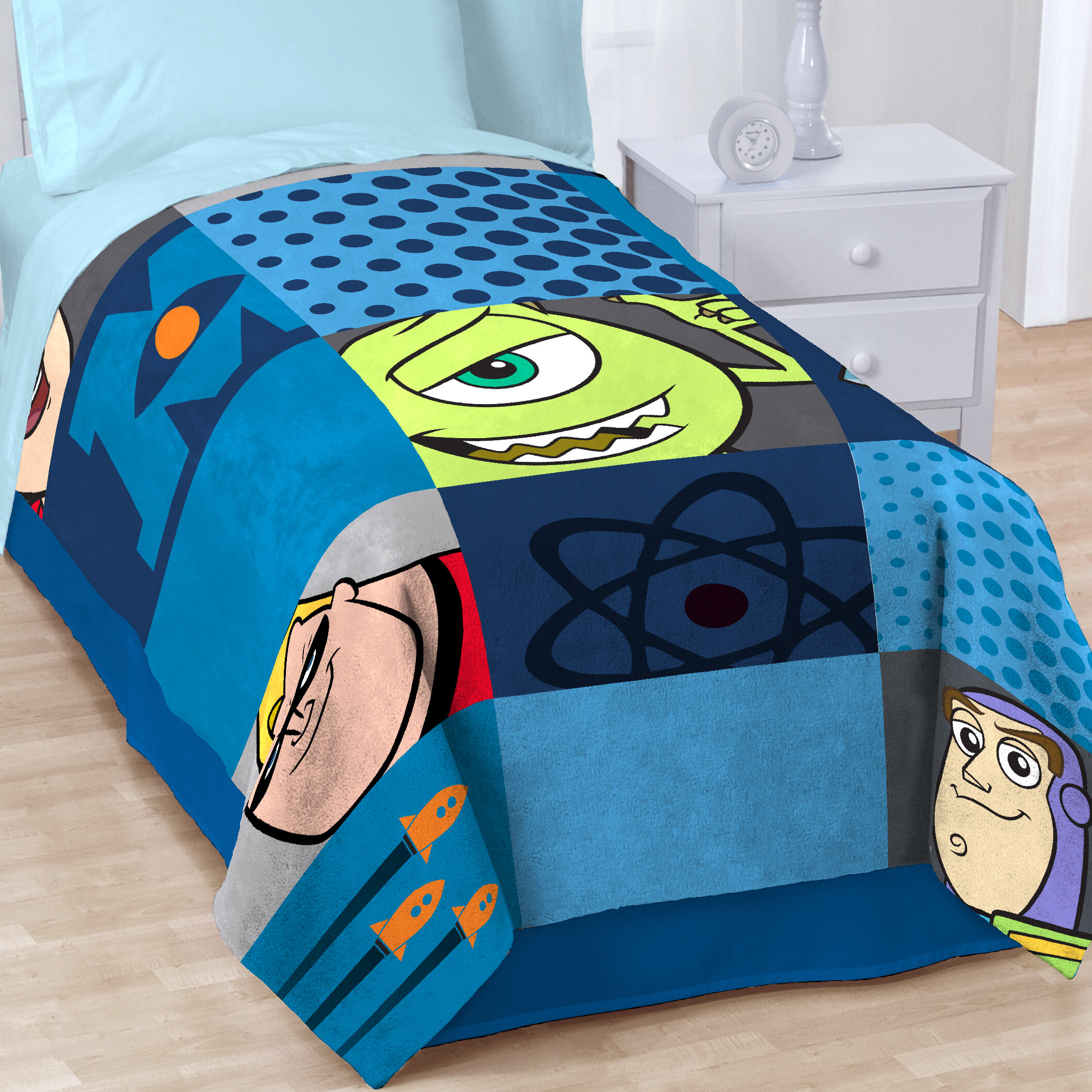 Pixar blanket 2025