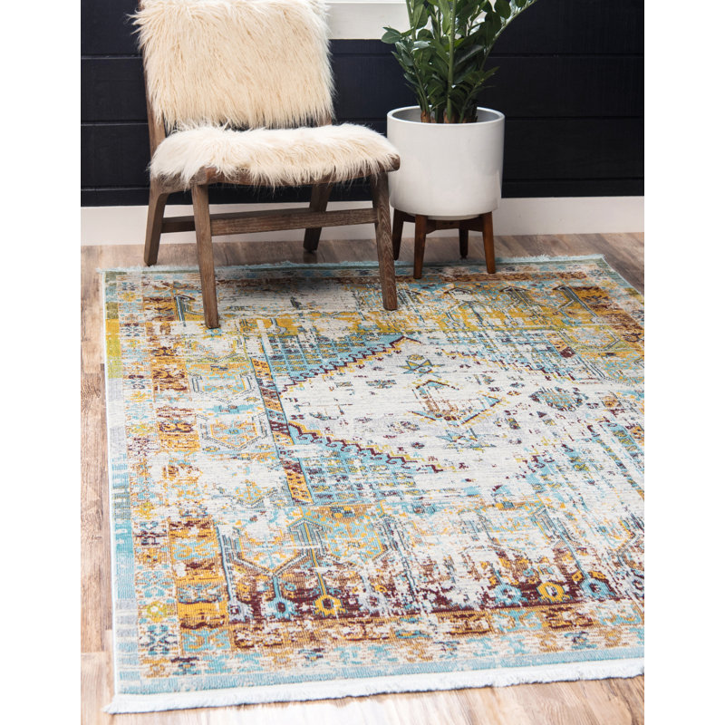 Folmar Oriental Indoor Rug, Round 5'5" 