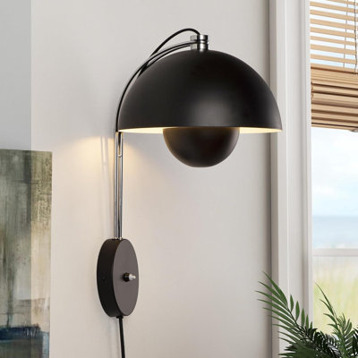 Modern Mid-Century Black Flower Bud Wall Sconces Sleek Plug In Wall Light Fixtures For Bedroom