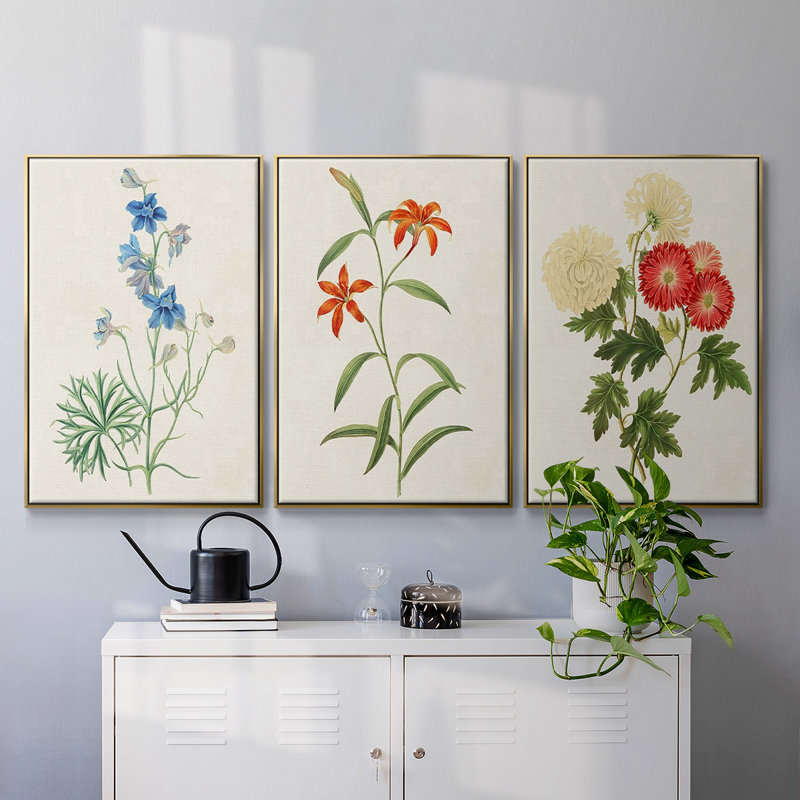 Flowers of the Seasons I - Ensemble de 3 cadres flottants sur toile, Or, H 40 po x l 78 po