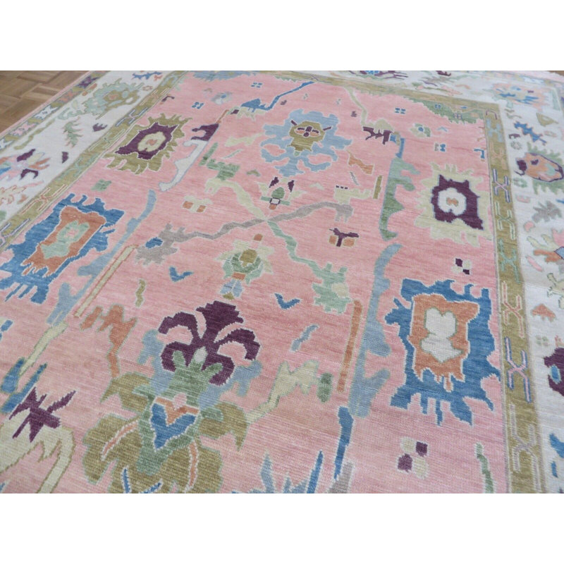 Tapis unique rose de 7 pi 9 po x 9 pi 11 po