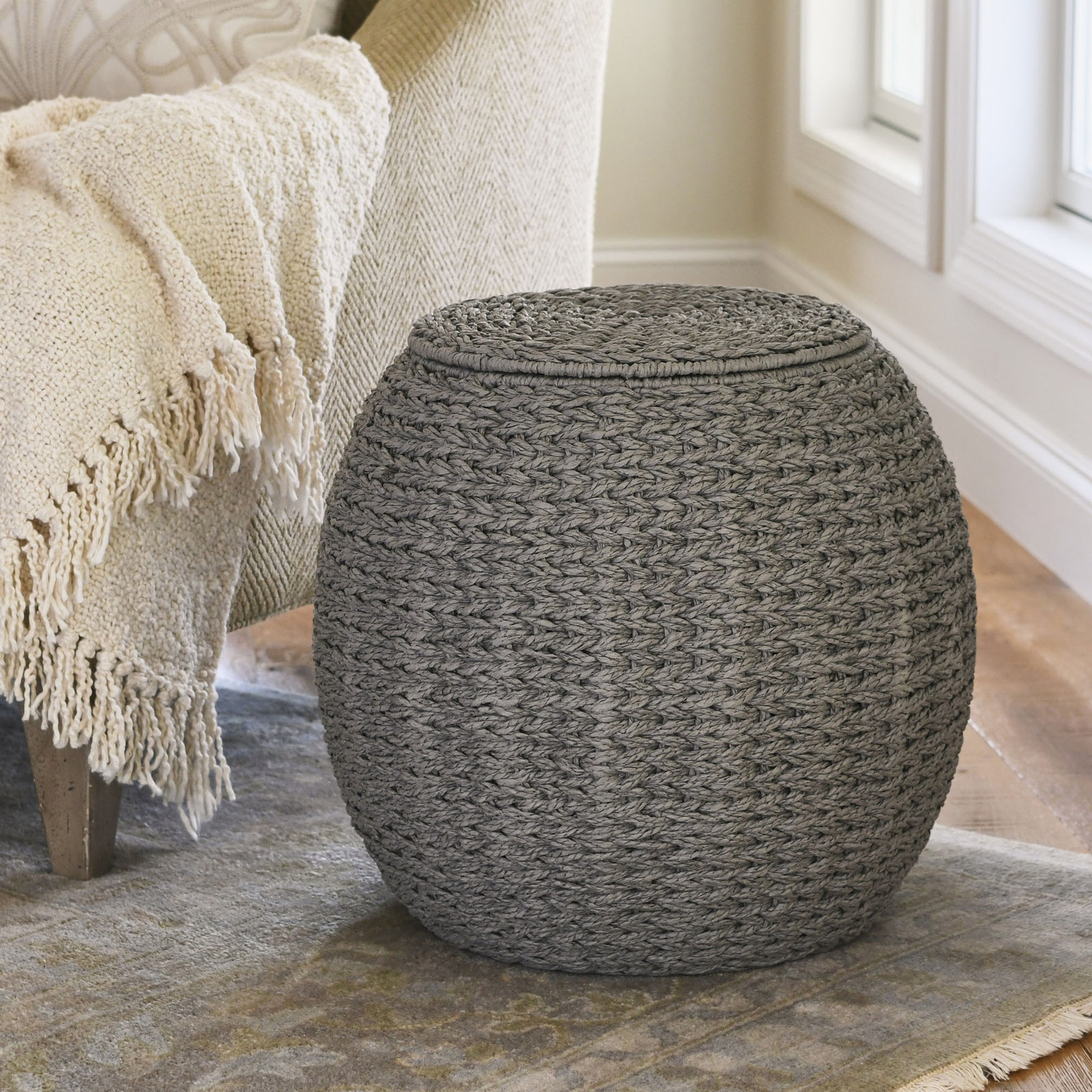 Baudette End Table, Gray