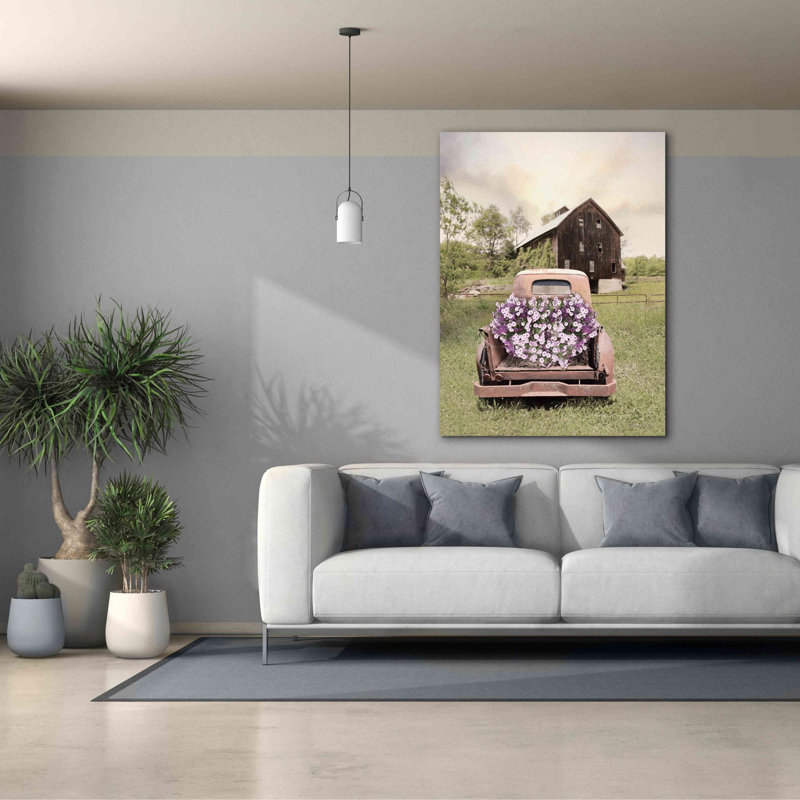 Gracie Oaks «Petunia Truck» par Lori Deiter, H 54 po x l 40 po x P 1,5 po