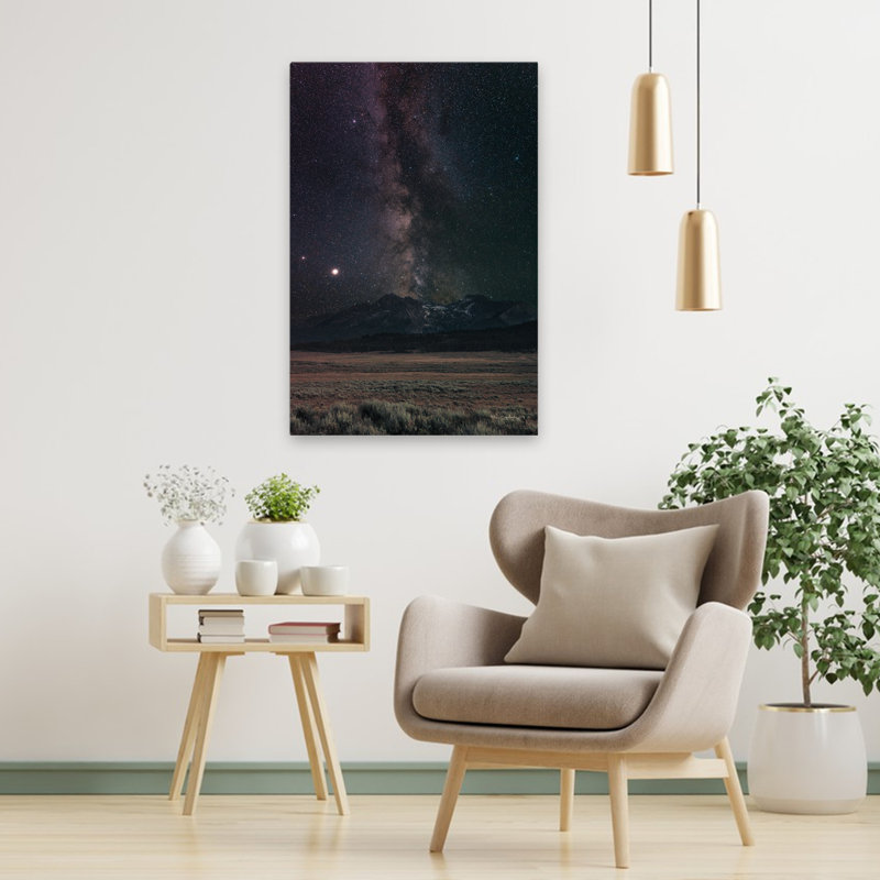 Voie lactée dans les montagnes en dents de scie - Art d'astronomie brun-noir, H 36 po x l 24 po