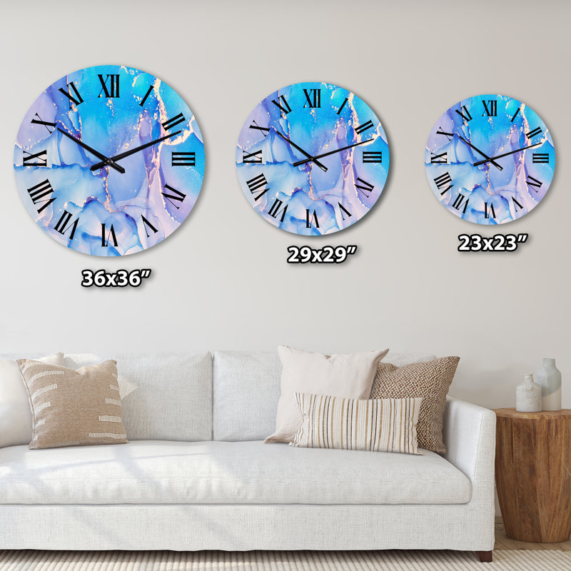 Horloge murale, Surdimensionné