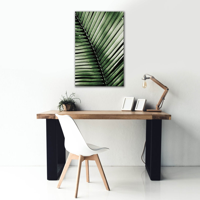 «Palm Frond I Green» par Debra Van Swearingen, art mural sur toile, H 40 po x l 26 po x P 1,5 po