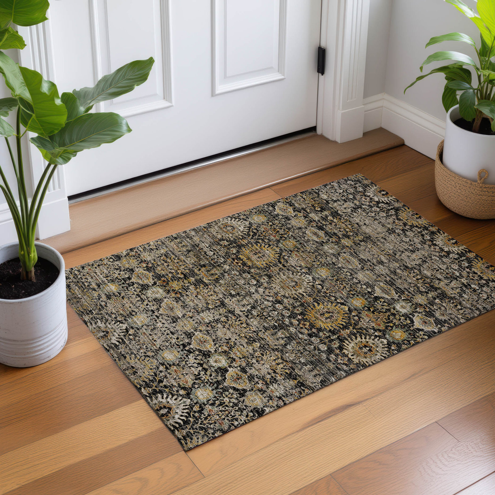 Rug, 2'6" x 3'10", Black