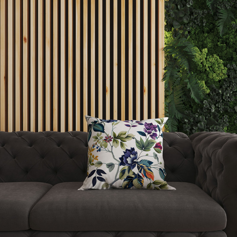 Coussin décoratif intérieur / extérieur Majestic Gardens, H 26 po x l 26 po, Bleu / blanc / vert floral