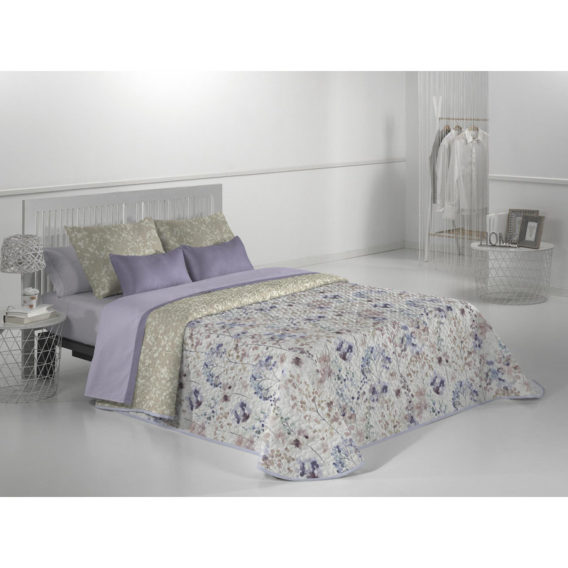 Tiggs Quilt, Mauve, 270cm W x 270cm L