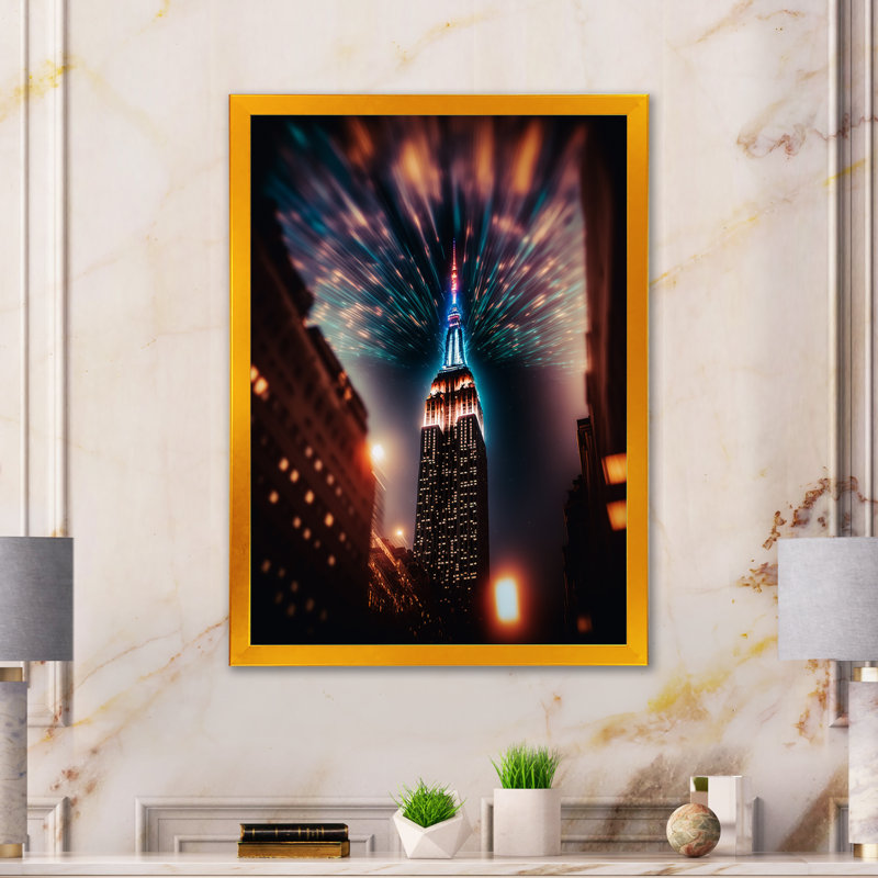 «Empire State Building Tilt Shift in the Night Lights», reproduction sur toile, H 44 po x l 34 po x P 1,5 po