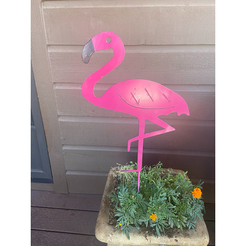 Métal flamant rose