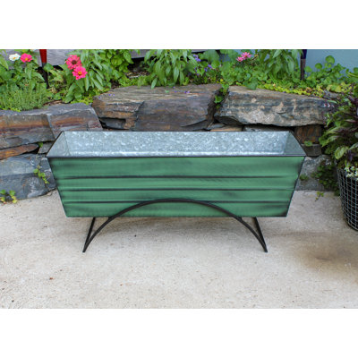 Oberdan Metal Planter