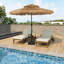 Parasol en chaume de style hawaïen avec éclairage Carachure-530215483