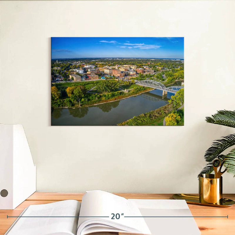 North Dakota, 8" H x 12" W