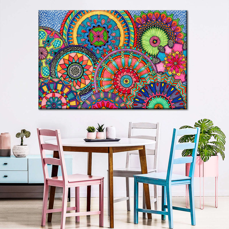 Mandala Parade, reproduction sur toile, H 24 po x l 36 po x P 1,25 po