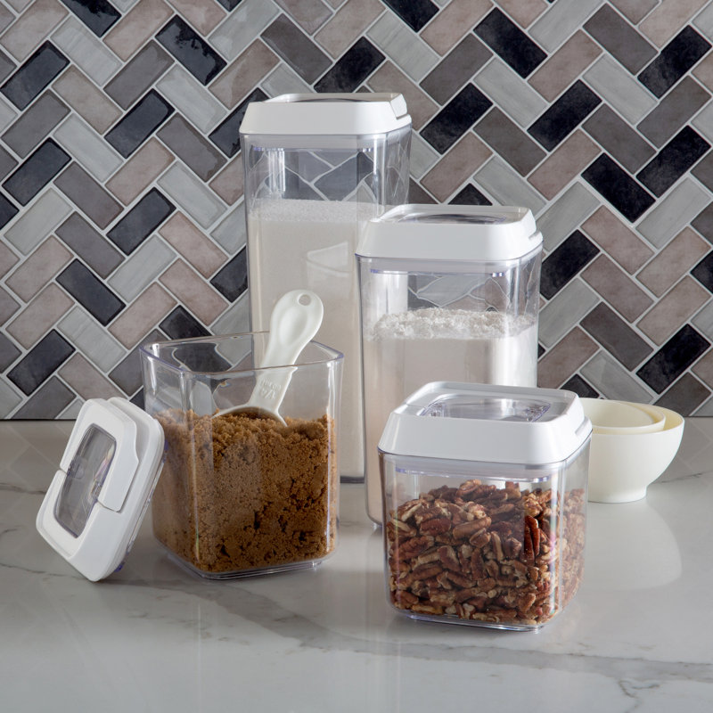 Fitz 23.67oz. Food Storage Container
