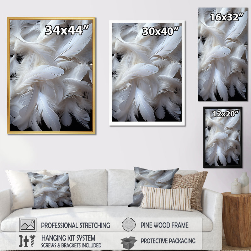 «Light As A Feather I», art mural sur toile, Cadre flottant doré, H 32 po x l 16 po x P 1 po
