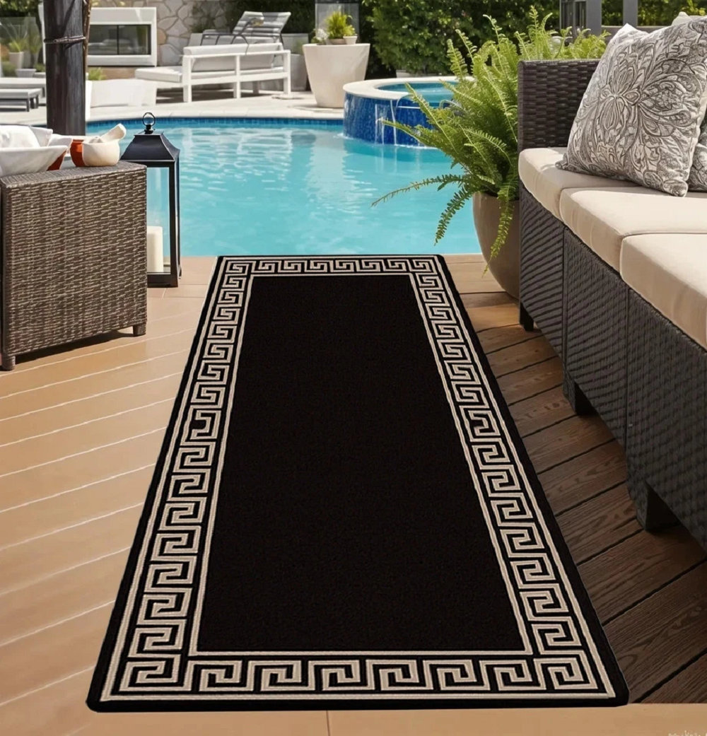 Geometric Indoor / Outdoor Area Rug