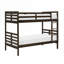 Cadre de chambre à coucher pour jeunes et chambre d'amis avec lit superposé simple au-dessus d'un lit simple en bois massif brun-129705532