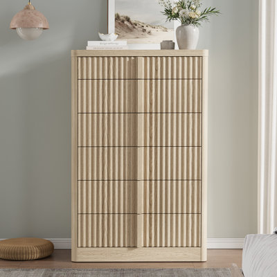 Fluted Dresser for Bedroom, 48.6" Modern Chest of Drawers with Curved Profile Design, Solid Wood Handle for Bedroom, Living Room, Hallway, Natural Oak