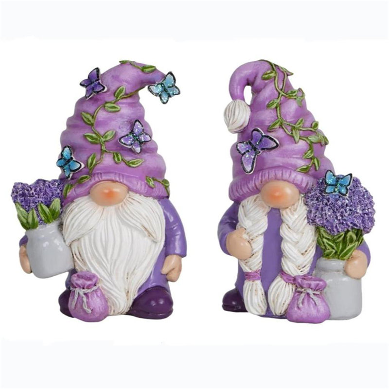 Figurines & Sculptures