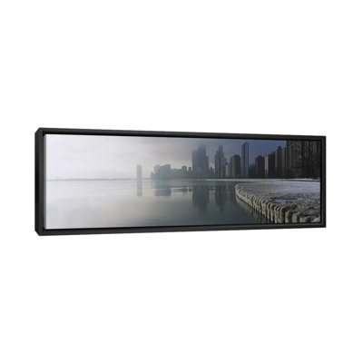 «Buildings at the Waterfront Lake Michigan, Chicago», reproduction sur toile tendue