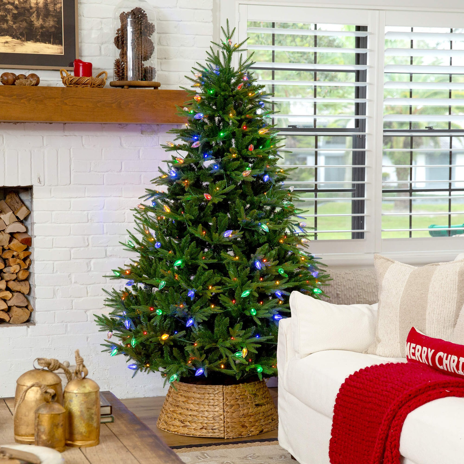 Pre-Lit Pine Christmas Tree, 7ft