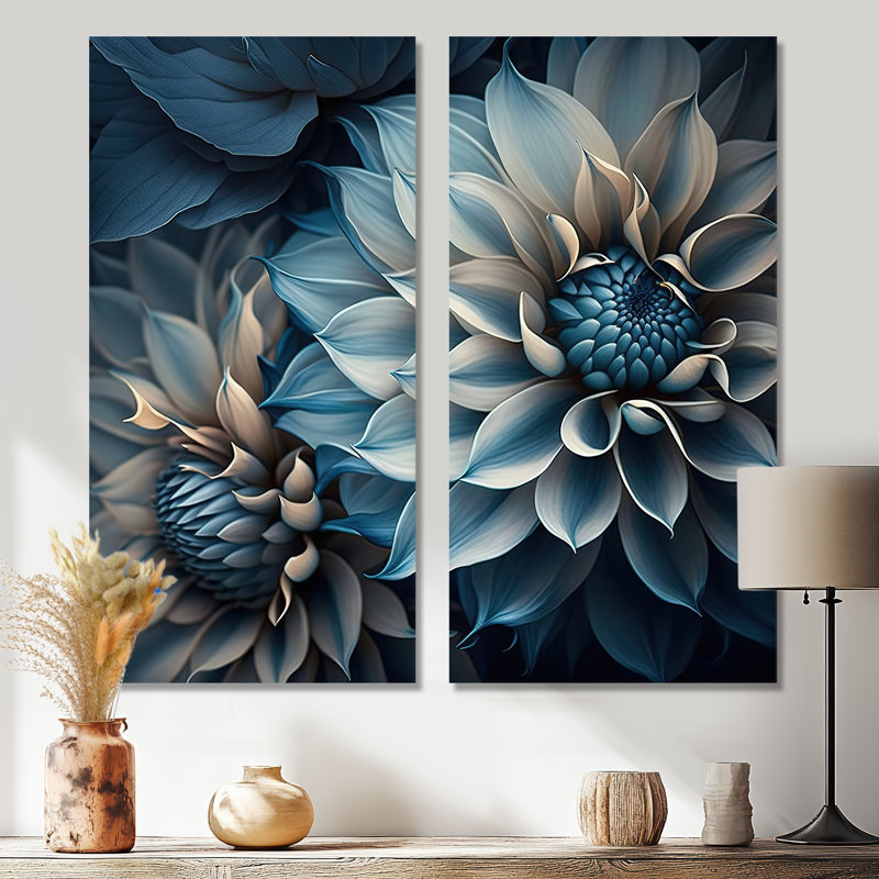 Fleurs de dahlia bleu et blanc II - impressions d'art sur toile bleues, 32" H x 32" W, Wrapped Canvas, Does Not Apply