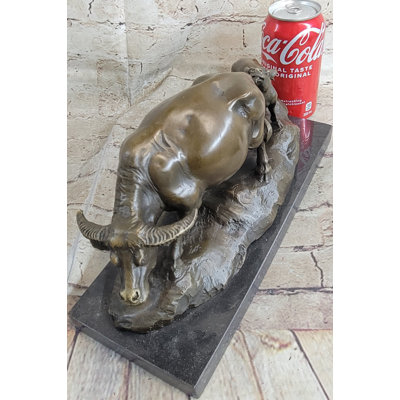 Figurines et sculptures Cardali