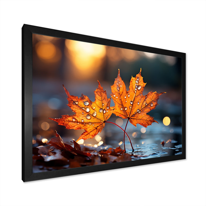 «Orange Autumn Maple Leaves III» - Art mural érable, Cadre d'angle fermé noir, H 12 po x l 20 po x P 1 po