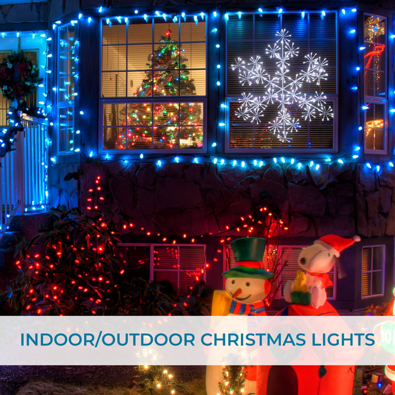 LED Indoor / Outdoor Lighted Window Décor