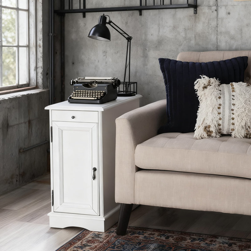 Table d'appoint multifonctionnelle avec station de charge intégrée, rangement caché, sous-verres coulissants et conception rabattable pour le salon, la chambre à coucher ou le bureau