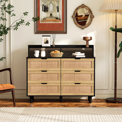 Armoire de rangement en rotin 6 tiroirs avec lumières DEL et prise de courant