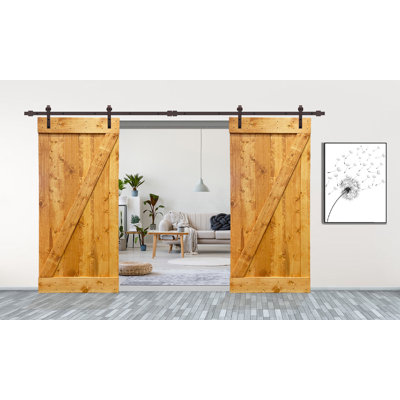 Porte de grange lambrissée peinte en bois et métal