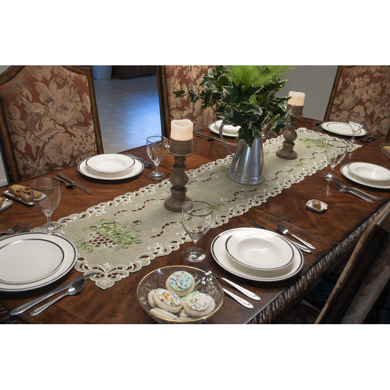 Callicoat Antique Green Leaf Green Rectangular Runner, 70" x 16"