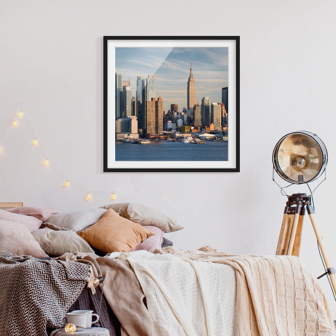 Gerahmter Fotodruck New Yorker Skyline aus New Jersey