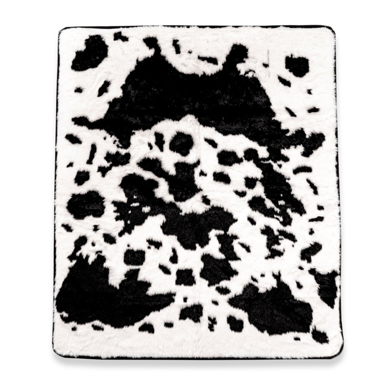 King Size Black and White Faux Fur Pet Blanket