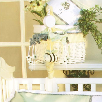 Flutter Bees Musical Crib Mobile