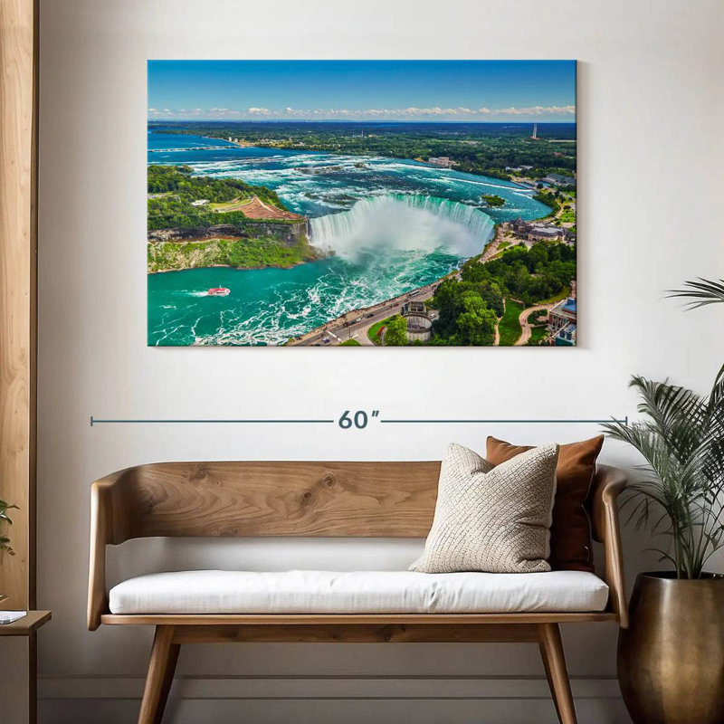 Alvord Scenic Horseshoe Falls, H 32 po x l 48 po