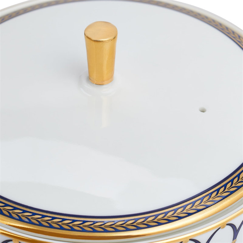 Wedgwood Renaissance Teapot