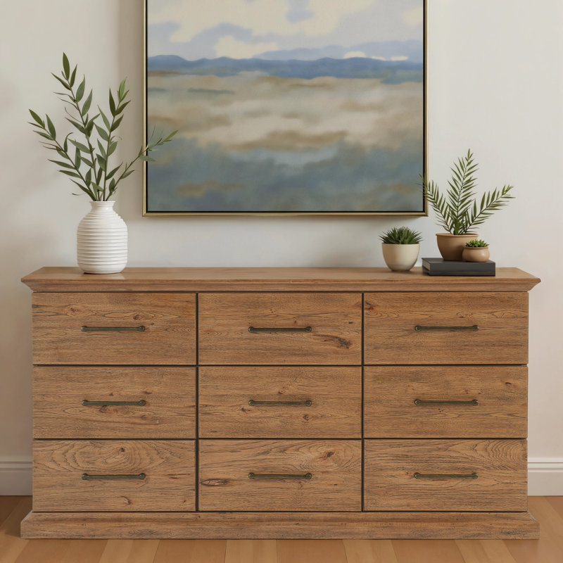 Big Sky Nine Drawer Dresser