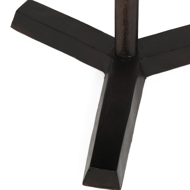 Table elliptique en aluminium brut de couleur bronze brut pour terrasse et design avec finition légère