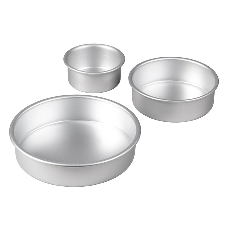 Wilton 3 - Piece Round Non-Stick Classic Cake Pan Set
