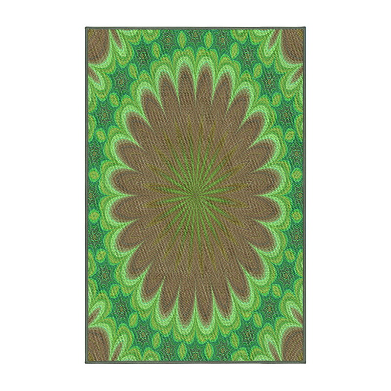 Tapis vert tissé à la machine, Rectangle 7 pi x 9 pi