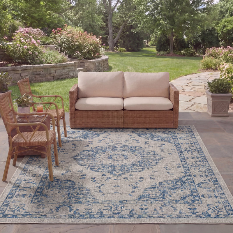 Courtyard Performance Oriental Indoor/Outdoor Area Rug, Rectangle 8' x 10'
