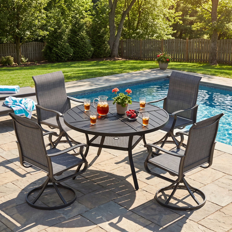 Ensemble repas d'extérieur pour patio - table ronde de 41,7 po avec trou pour parasol et tablette de rangement + 4 chaises pivotantes