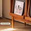 Brun massif + bois manufacturé + vitrines